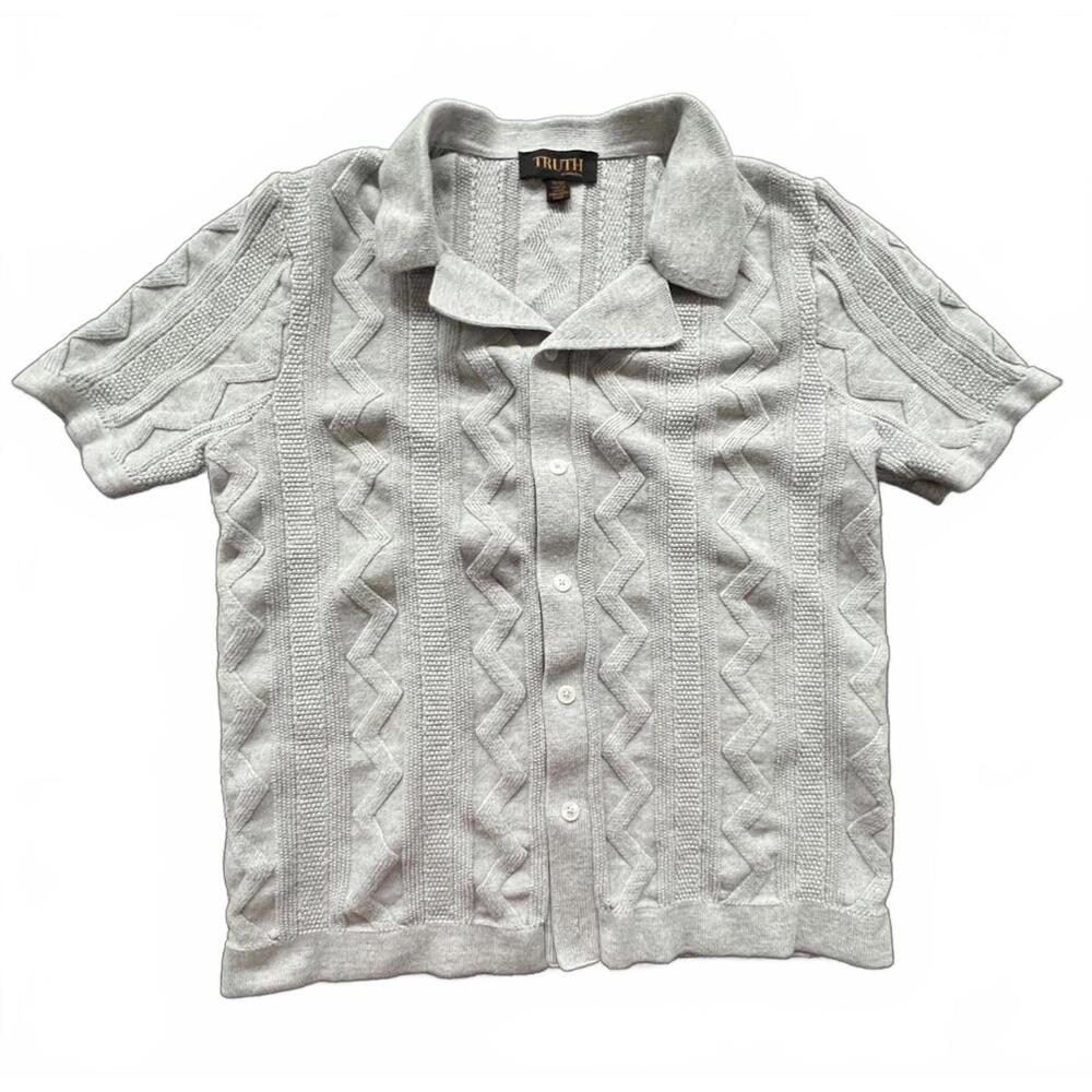 Truth by Republic Light Gray Short Sleeve Button-Up Sweater - Size M